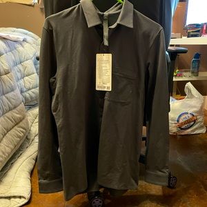 Lululemon LS Comission shirt.